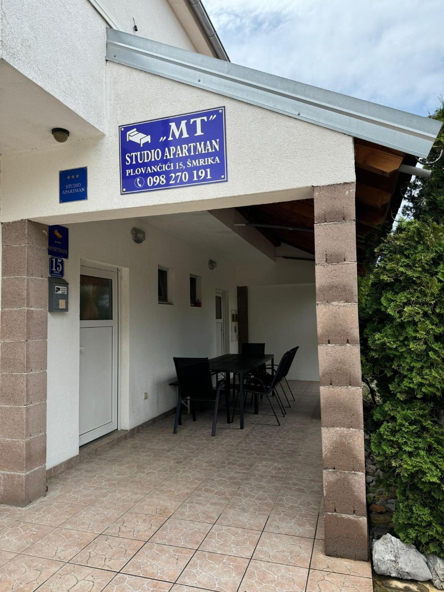 Studio Apartments Mt Smrika Exterior photo